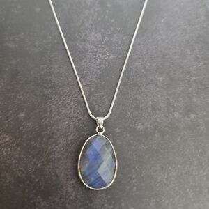 Blue Flash Faceted Labradorite Necklace